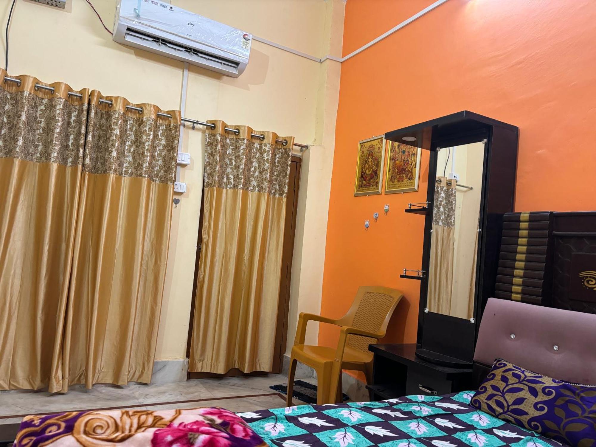 Shakuntala Guest House Ayodhya Esterno foto
